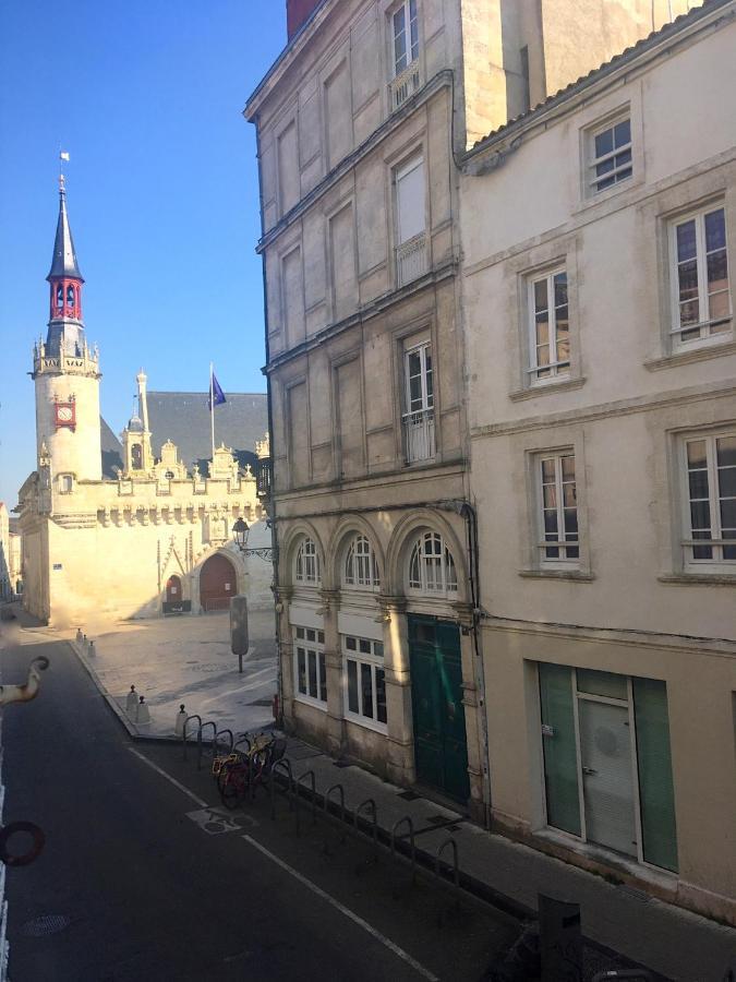 Hotel De Ville 2 Avec Parking La Rochelle  Exteriér fotografie